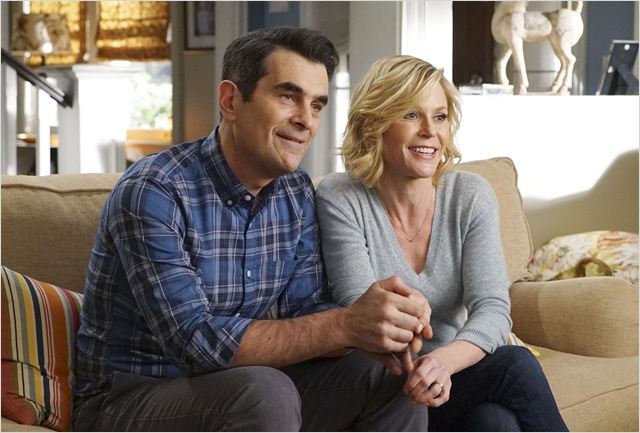 Modern Family Season 8 Episode 4 Online